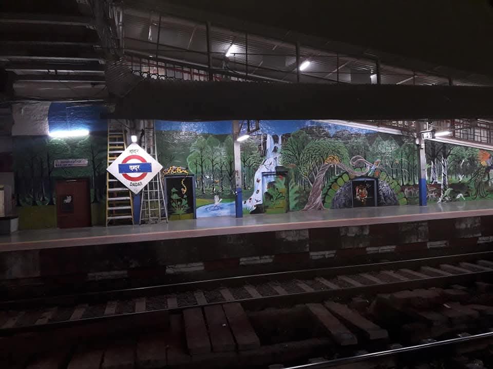 DADAR STTION